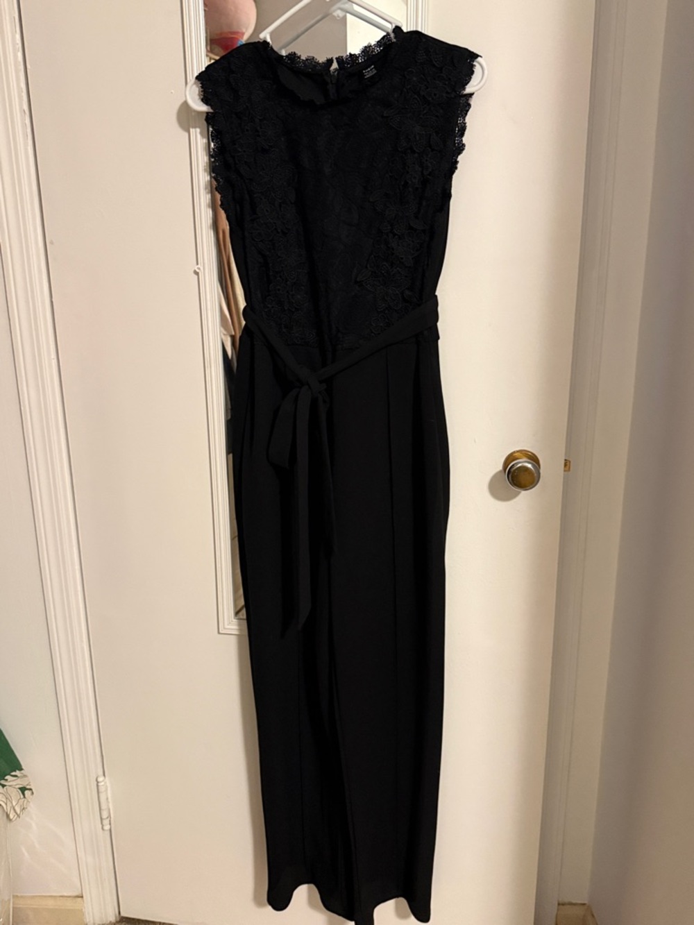 SHEIN Black Lace-Overlay Sleeveless Jumpsuit with Waist Tie